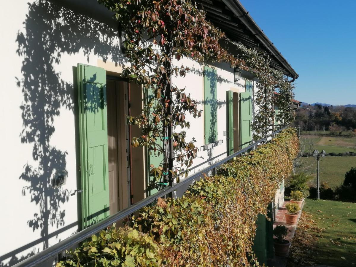 Casale Raffaello B&B Como Albese Con Cassano Экстерьер фото