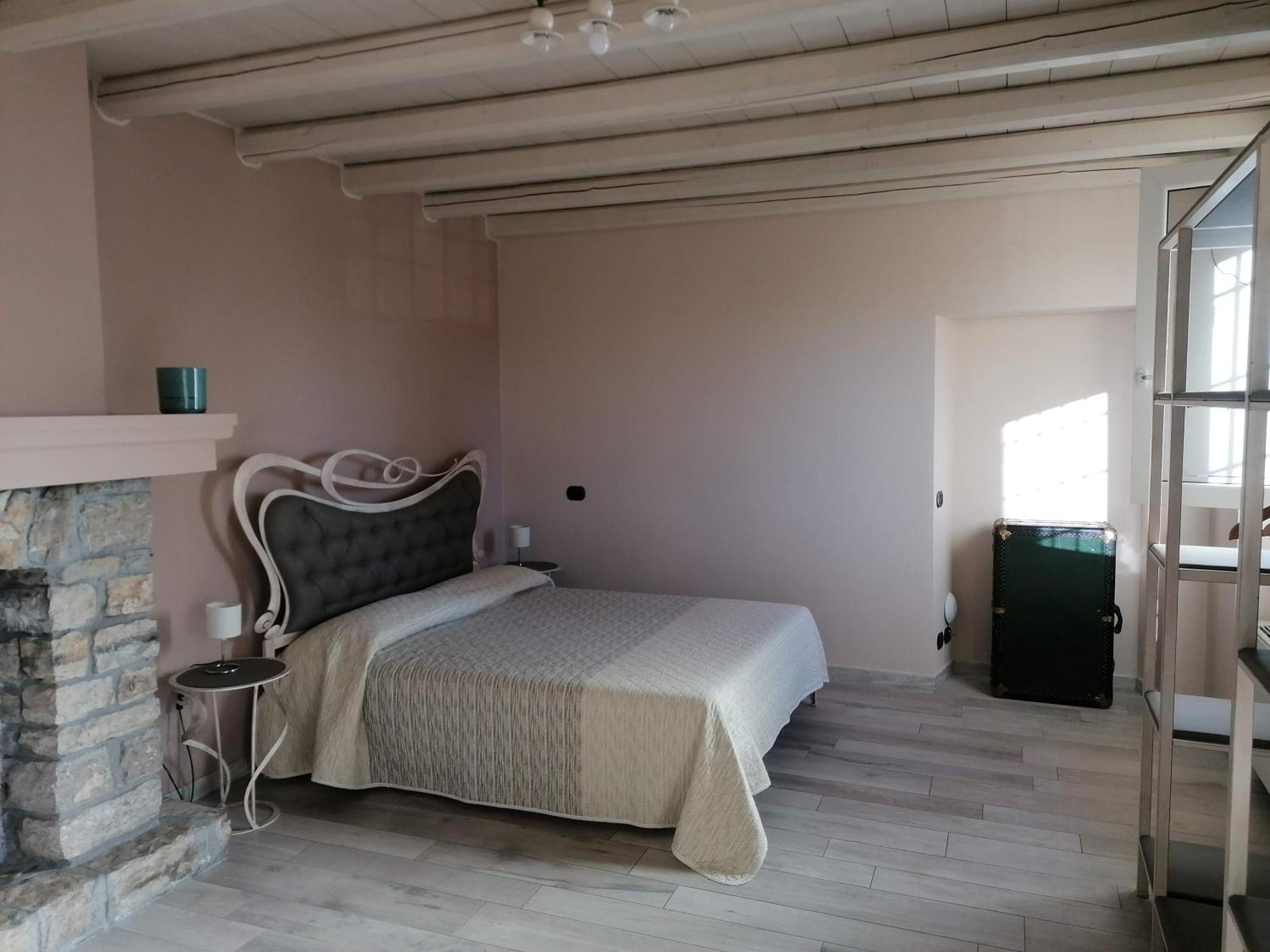 Casale Raffaello B&B Como Albese Con Cassano Экстерьер фото